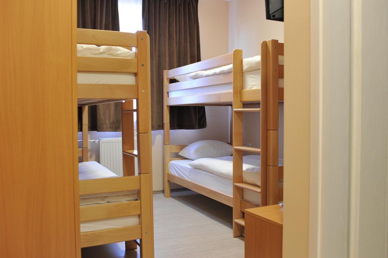 City Hostel バニャ・ルカ エクステリア 写真